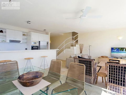 Allambi Apartment 5 Allambi Rise 25 - New South Wales Tourism  2