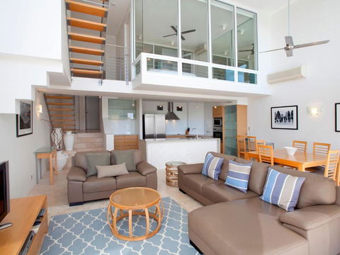 Allambi Penthouse 6 Allambi Rise 25 - New South Wales Tourism  2