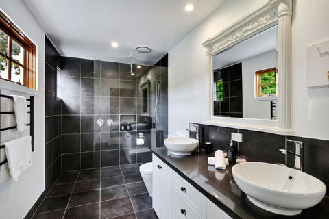 Alpine Sadler Retreat - New South Wales Tourism  4
