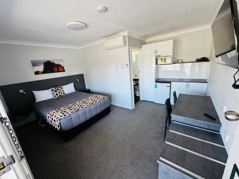 Altona Motel - New South Wales Tourism  4