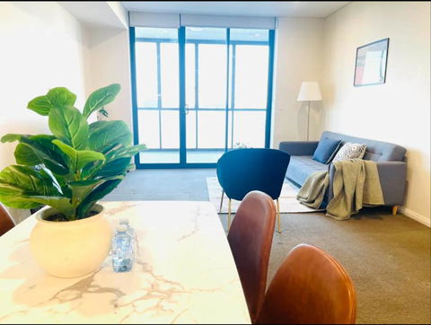 Amazing City View 2 Bedroom Condo 1 Min Station - New South Wales Tourism  2