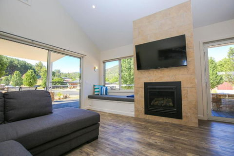 Amber Mist Villa - One - New South Wales Tourism  1