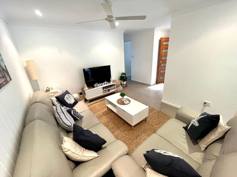 Amelia Shores - New South Wales Tourism  4