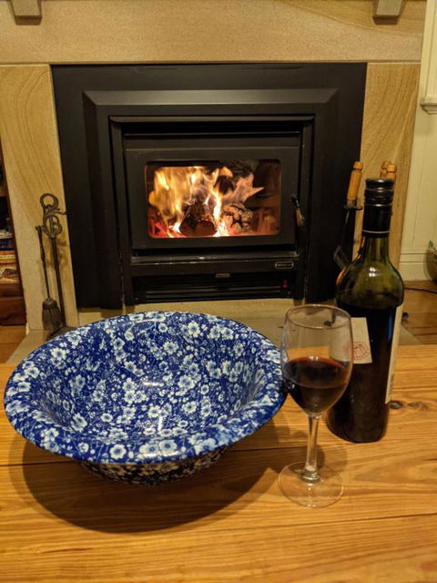 Amiens Cottage. Queenslander, Charming, Central. - New South Wales Tourism  4