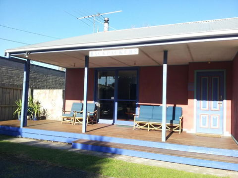 Anglesea Backpackers - New South Wales Tourism  1