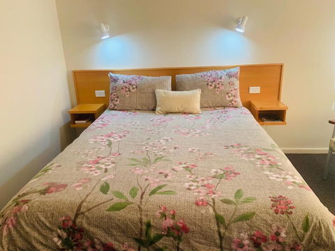 Anna Bella Motel Glen Innes - New South Wales Tourism  1