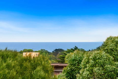 Aires Coastal Beach House Luxury With Ocean Views - New South Wales Tourism  2