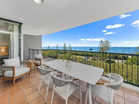 Alex Beachfront Apartment - New South Wales Tourism  3