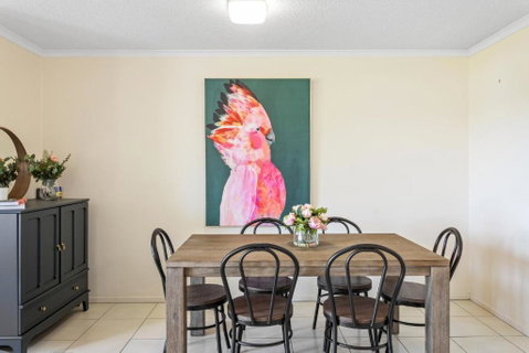 Albion Convenient Hideaway With Parking & Balcony - New South Wales Tourism  3