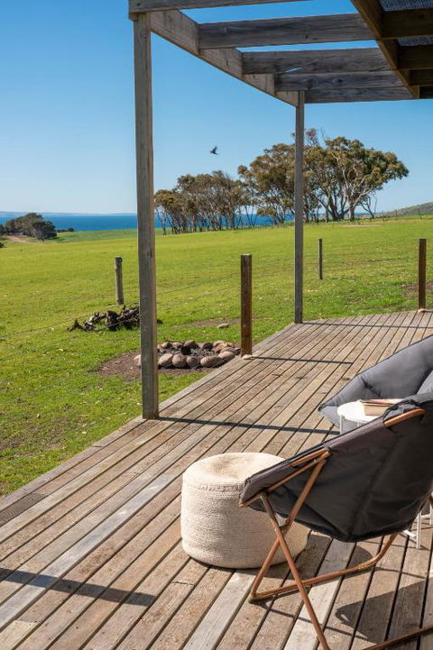 Antechamber Bay Retreats - New South Wales Tourism  2