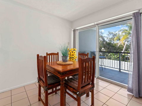 Apartment On The Esplanade - New South Wales Tourism  0