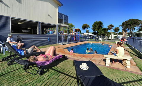 Apollo Bay Holiday Park - New South Wales Tourism  2
