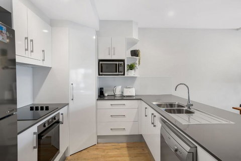 Aqua On Fletcher Street - New South Wales Tourism  4