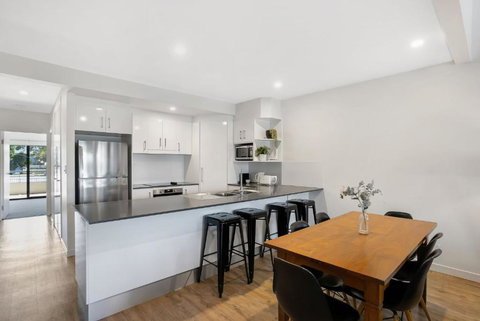 Aqua On Fletcher Street - New South Wales Tourism  3