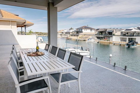 Aqua Vista - New South Wales Tourism  0