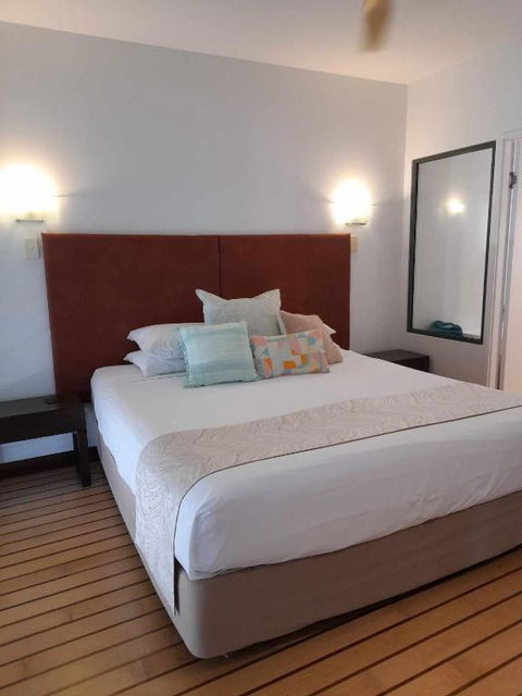 AquaView Boathouse Airlie Beach - New South Wales Tourism  2