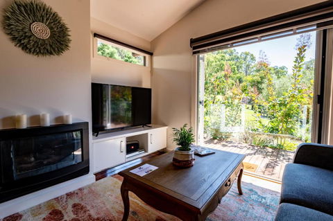 Araluen Boutique Accommodation - New South Wales Tourism  2