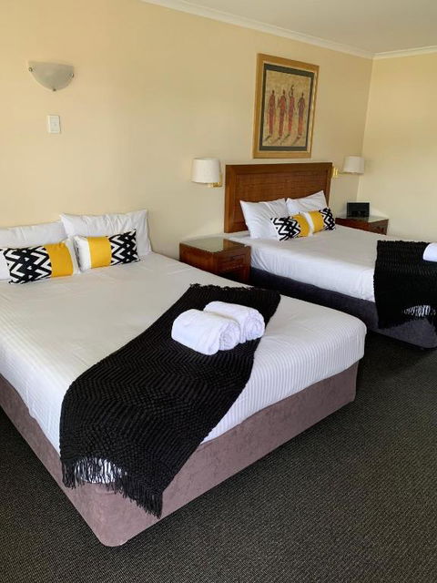 Armidale Pines Motel - New South Wales Tourism  1