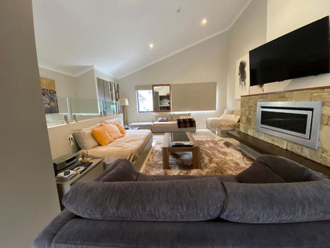 Aspen Creek 5 - Thredbo - New South Wales Tourism  2