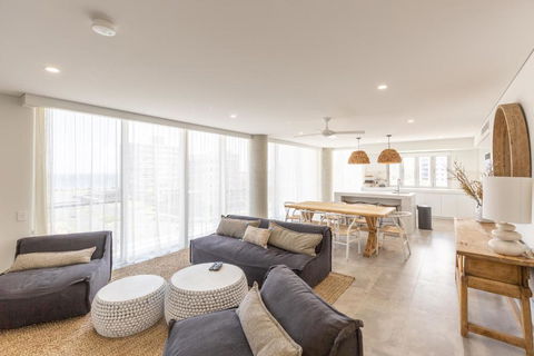 Astina Suites, Forster - New South Wales Tourism  3