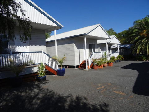 Augathella Palms Motel - New South Wales Tourism  0