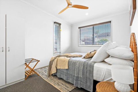 Auspray - New South Wales Tourism  2