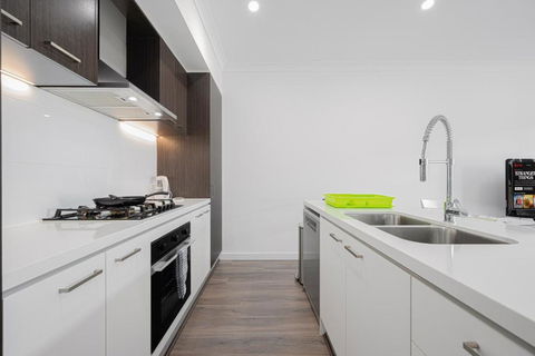 Austral Warm 4br House With Parking&WiFi - New South Wales Tourism  4