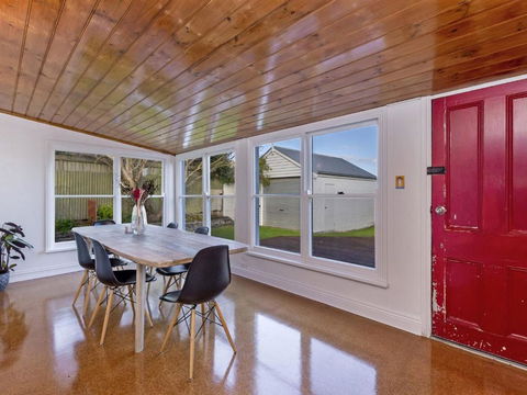 Avery Cottage - New South Wales Tourism  3