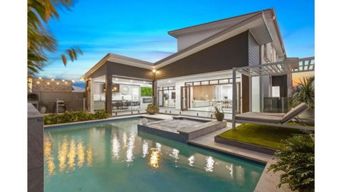 Avoca Beach Retreat - New South Wales Tourism  2