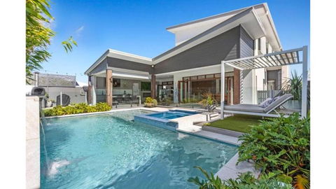 Avoca Beach Retreat - New South Wales Tourism  3