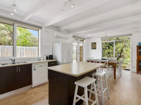 Avonlea Sorrento Holiday House - New South Wales Tourism  2