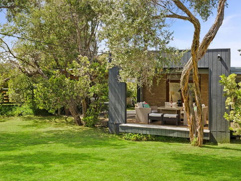 Avonlea Sorrento Holiday House - New South Wales Tourism  0