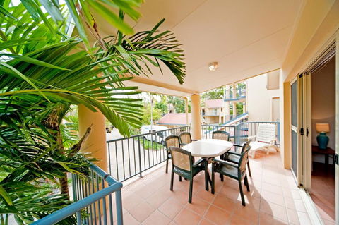 At Beach Court Holiday Villas - New South Wales Tourism  1