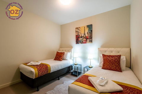 Aussie Escape Apartments-Skyline Collins Tower - New South Wales Tourism  4