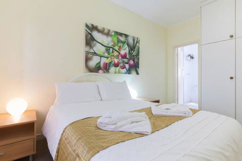 B5 Crawley Apartment 1 BRM & Sleepout Near UWA - New South Wales Tourism  0