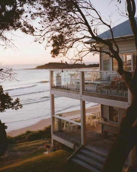 BAY PROPERTIES . Beach House Yamba - New South Wales Tourism  0