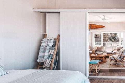 BAY PROPERTIES . Beach House Yamba - New South Wales Tourism  3
