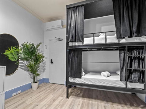 AZZURRO POD HOTEL Darling Harbour- Near ICC - New South Wales Tourism  3