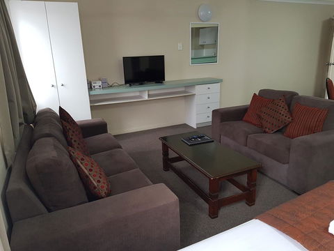 Southport Motel & Apartments - New South Wales Tourism  9