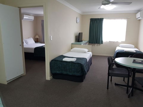 Southport Motel & Apartments - New South Wales Tourism  12