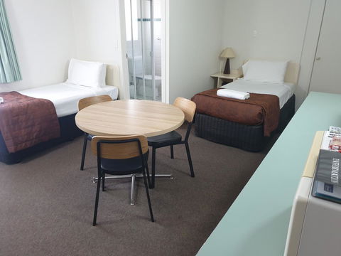 Southport Motel & Apartments - New South Wales Tourism  16