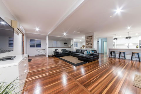 Hayman Views - New South Wales Tourism  5