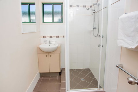 NRMA Bowen Beachfront Holiday Park - New South Wales Tourism  22
