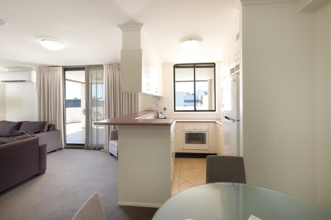 West End Central Apartments - New South Wales Tourism  11