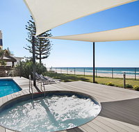 Hibiscus on the Beach - New South Wales Tourism 