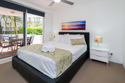 The Ritz Resort Heated Pool - New South Wales Tourism  8