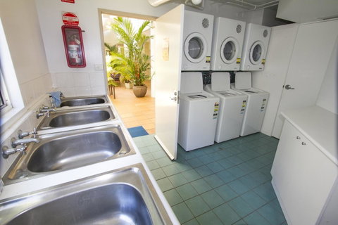 Port Douglas Apartments - Adults Only Oasis - New South Wales Tourism  35
