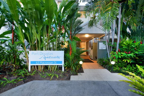 Port Douglas Apartments - Adults Only Oasis - New South Wales Tourism  14
