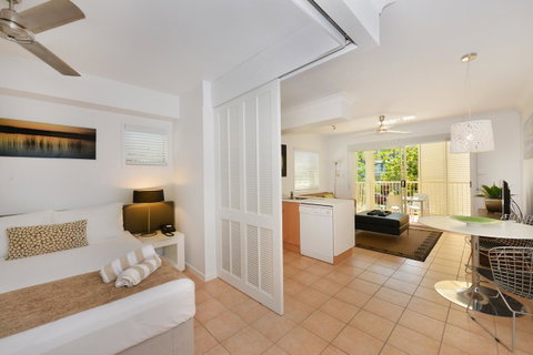 Port Douglas Apartments - Adults Only Oasis - New South Wales Tourism  30