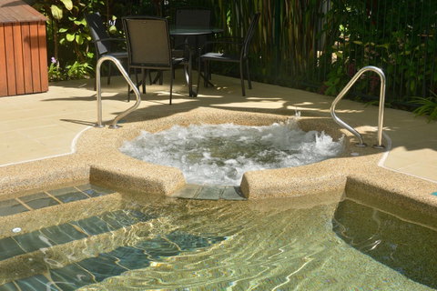 Port Douglas Apartments - Adults Only Oasis - New South Wales Tourism  17